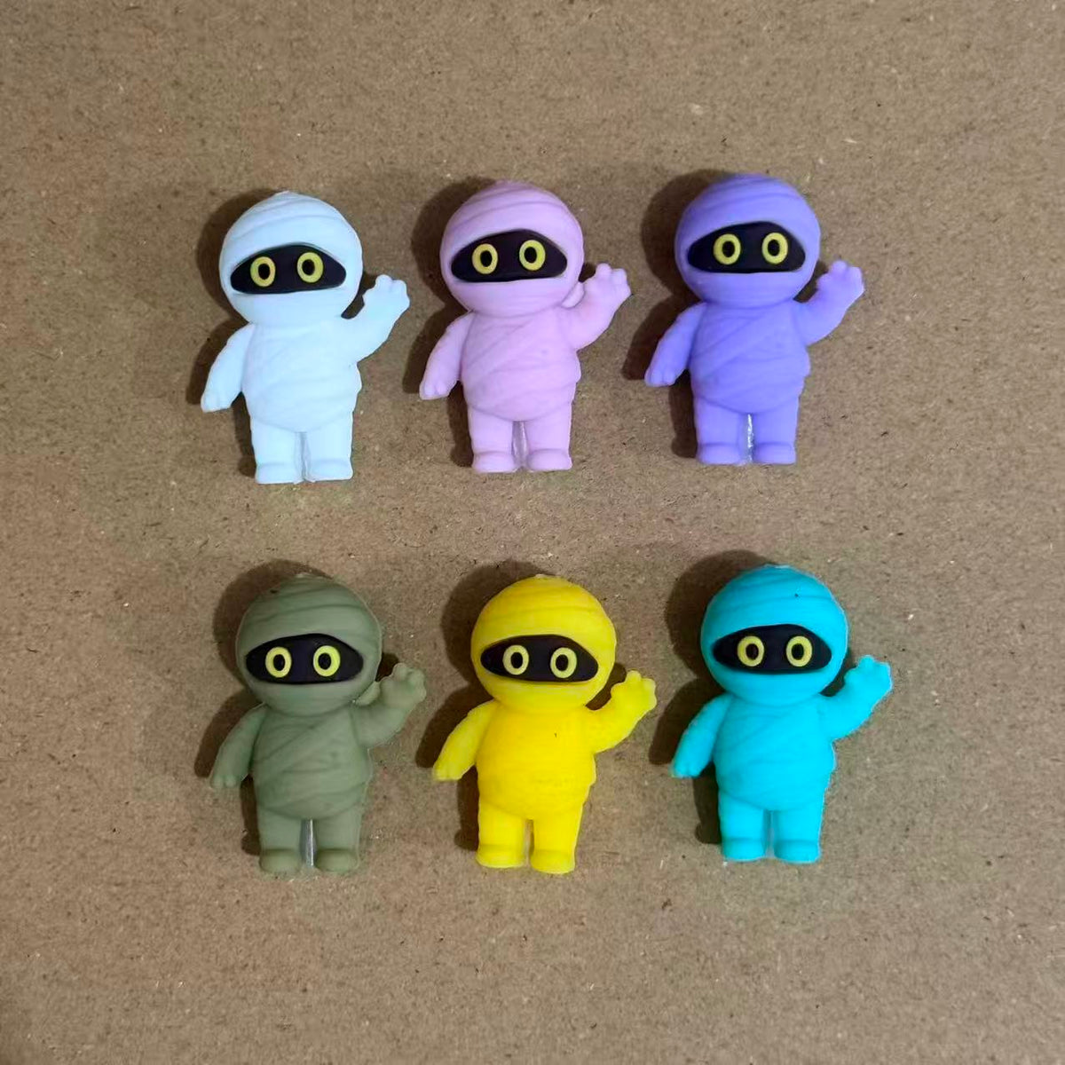 3D Mummy with Waving Gesture and Bandage Halloween Silicone Focal Beads